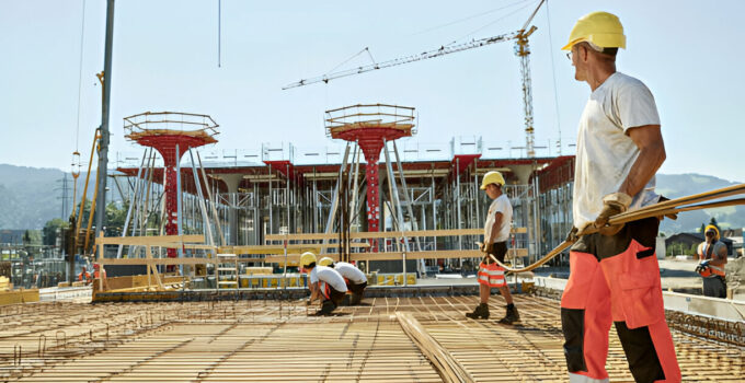 Earn $18 Per Hour as a Construction Worker in Singapore with Visa Sponsorships