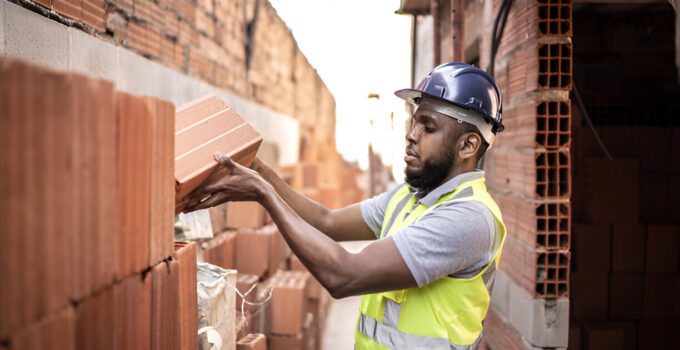 Masonry Jobs in Singapore with Visa Sponsorships: Start Earning $3,000/Month in Construction