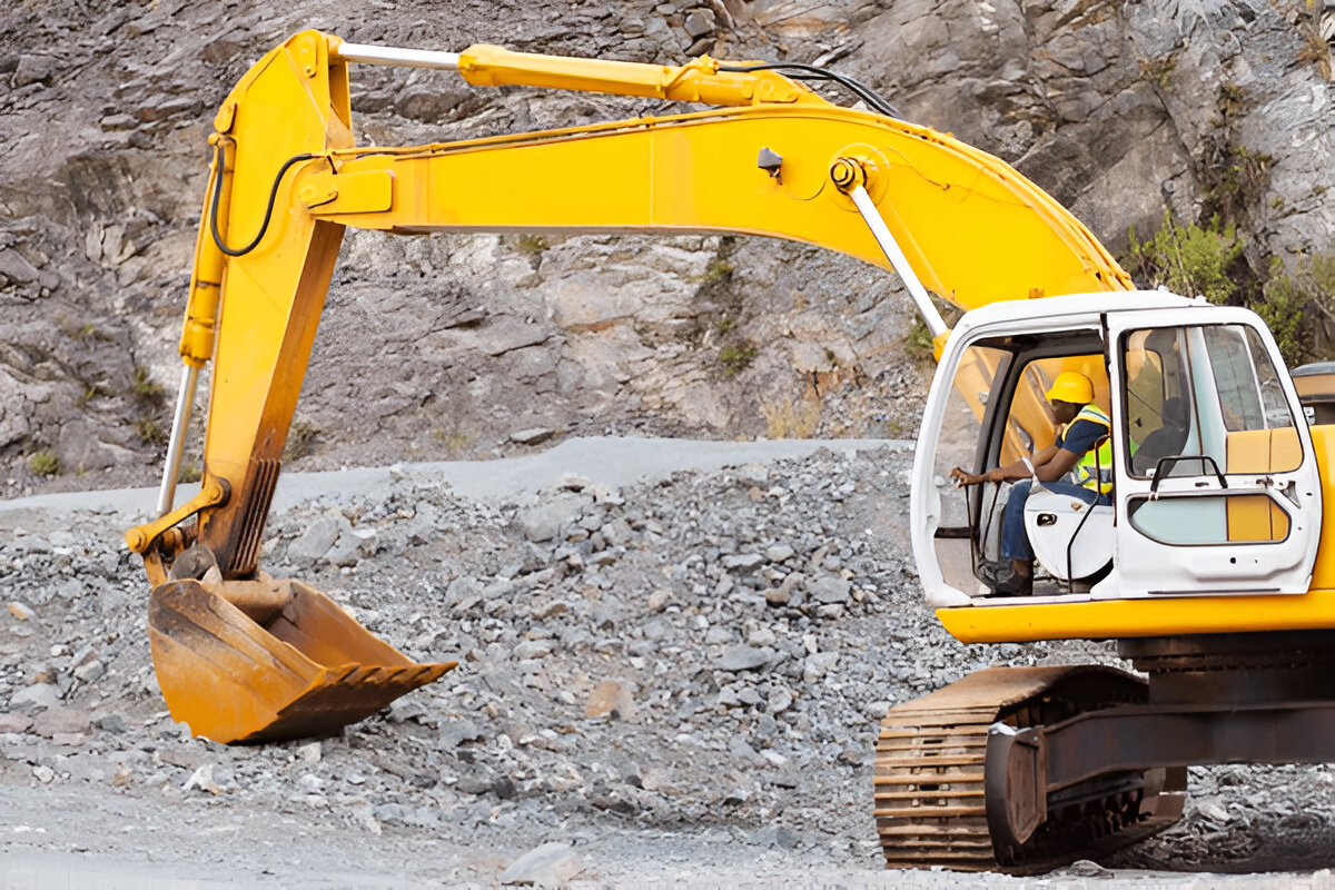 Excavator Operator Jobs in Canada with Visa Sponsorship